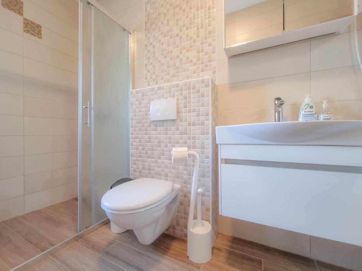 Antonio Apartment Umag Exterior photo